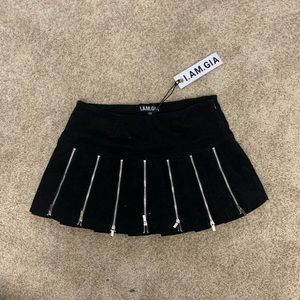 I AM GIA ZIPPER SKIRT SIZE XS BNWT